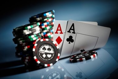 Baccarat card layout on demo slot table